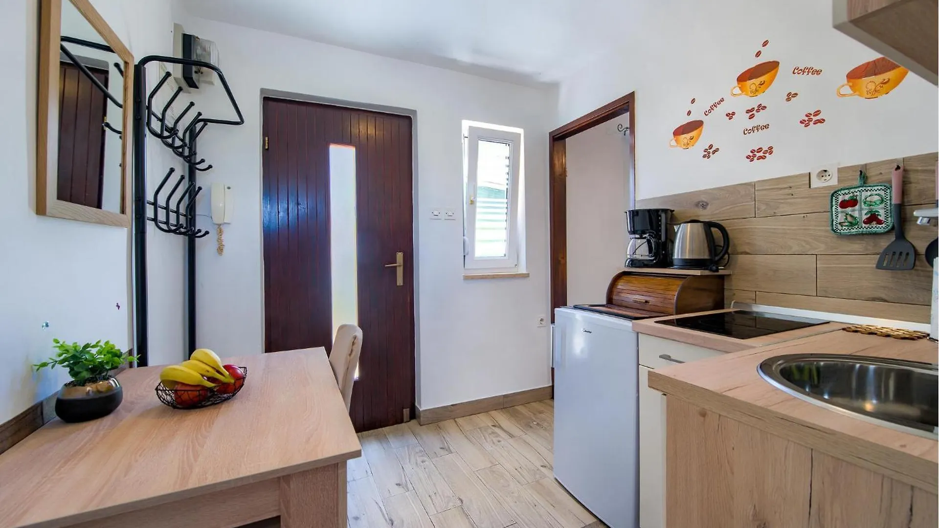 Beautiful Apartment In Pula With Wifi